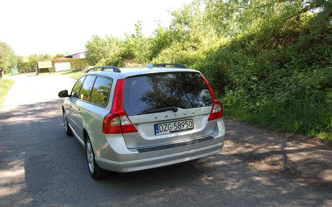 Volvo V70 cena 25500 przebieg: 320257, rok produkcji 2009 z Zgorzelec małe 407